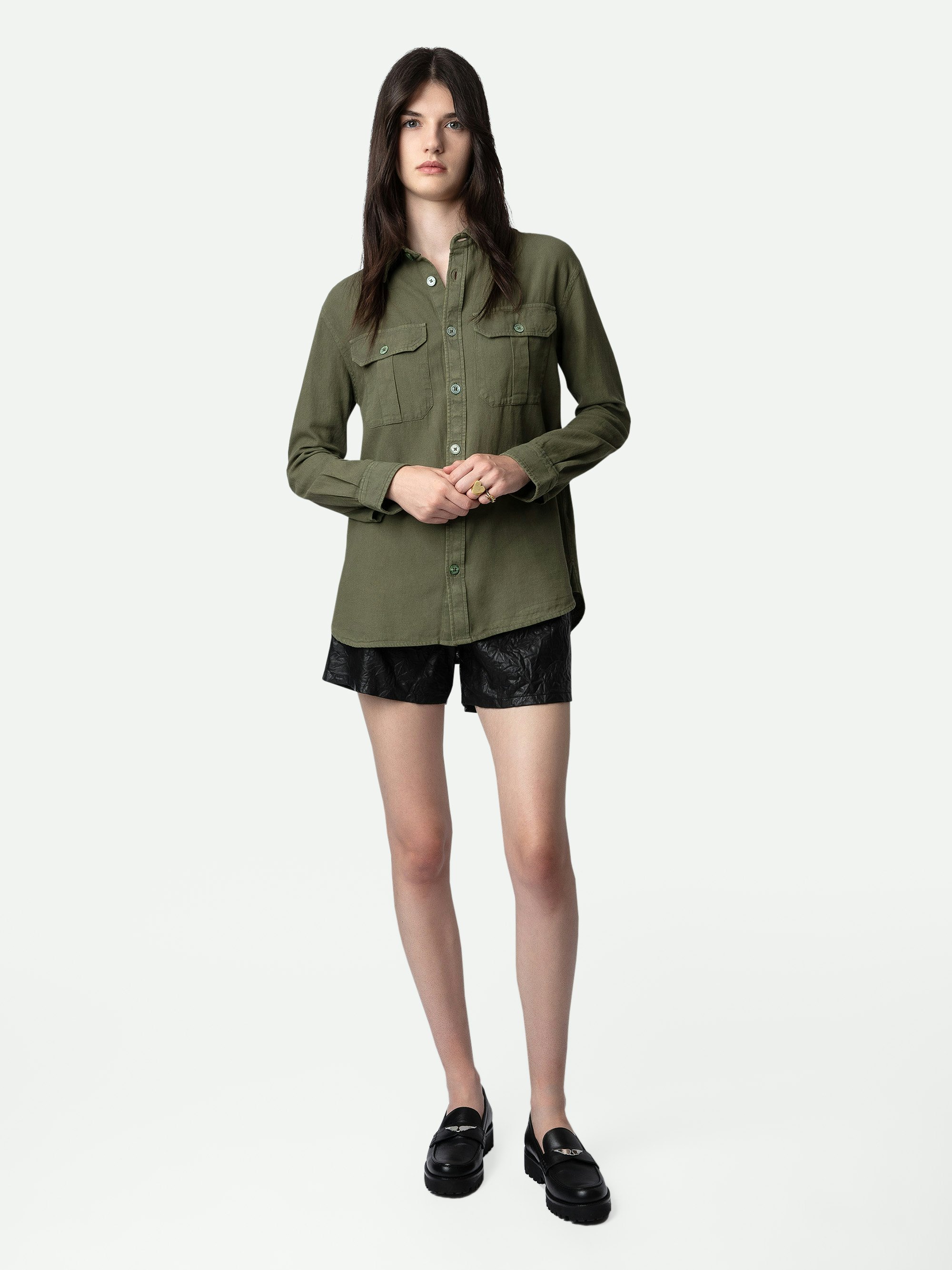 Teros Shirt - Green cotton shirt with button fastening, pockets and ZV embroidery.