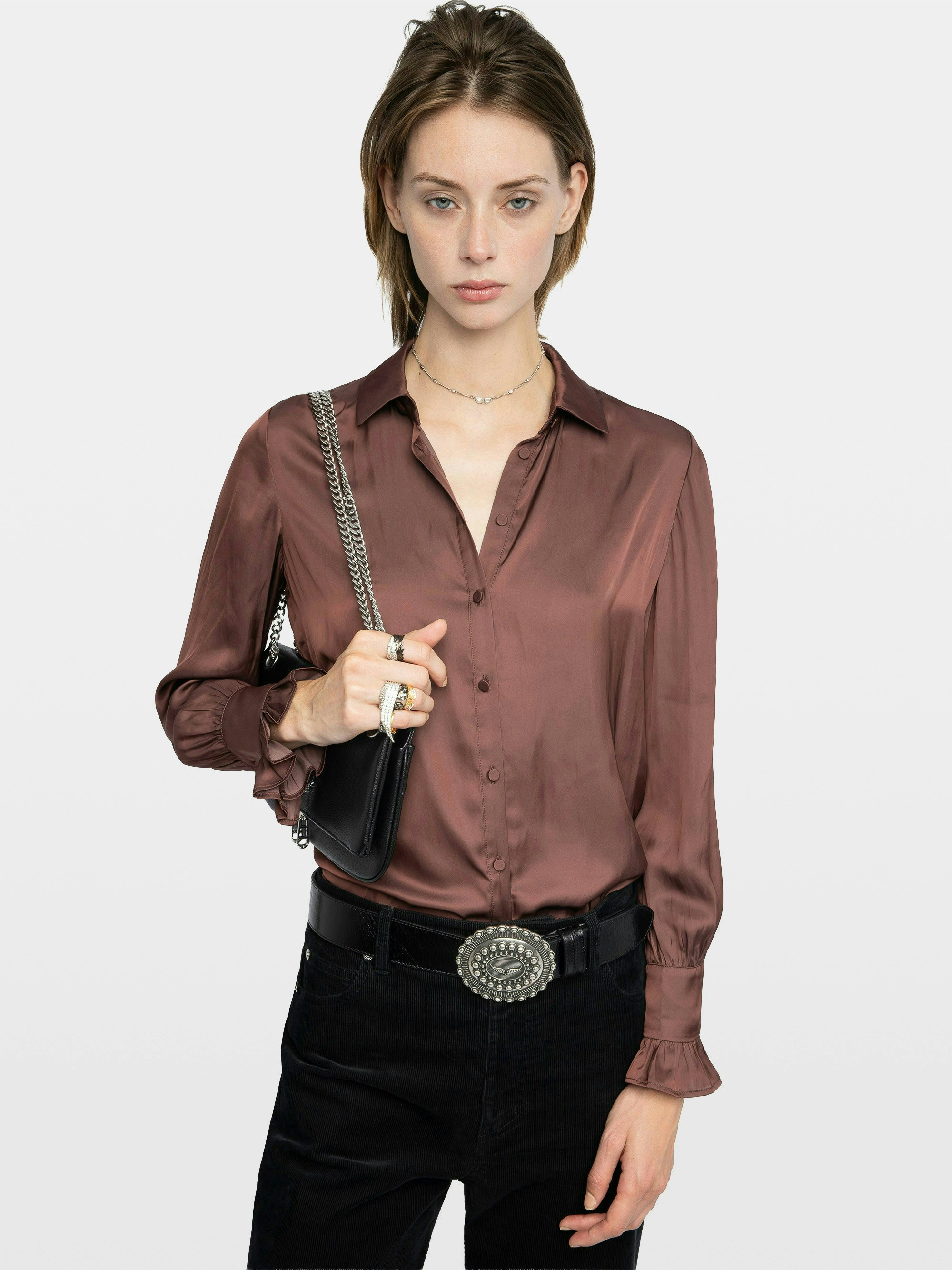 Thely Satin Shirt - Satin shirt, long sleeves, button fastening and rhinestone wing on the back.