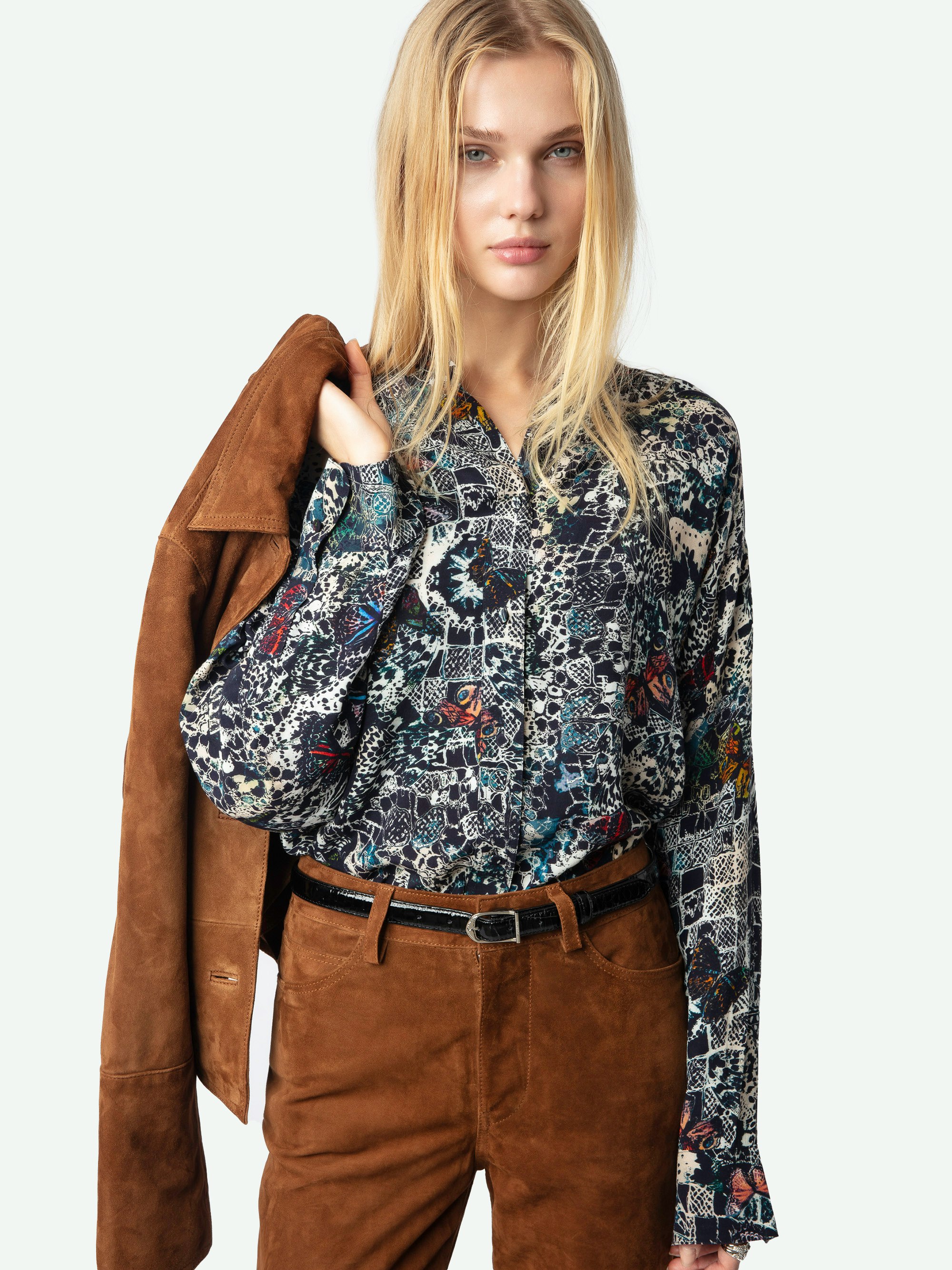Truett Shirt - Printed women's viscose shirt, long sleeves, and embroidered wing detail with lace on the back.