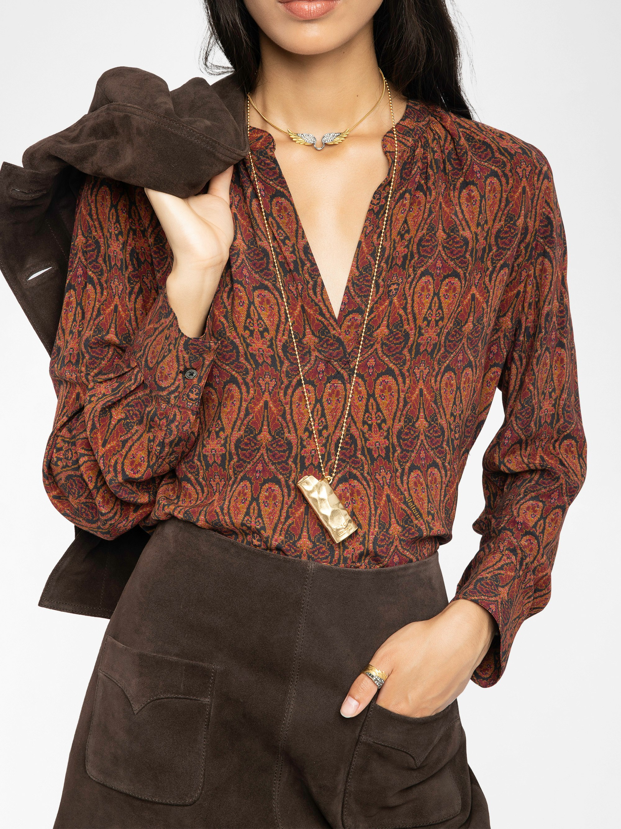 Tink Blouse - Printed viscose blouse with open collar, long sleeves and gathered details.