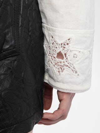 Morning Shirt - Loose-fitting cotton and linen shirt with embroidery.