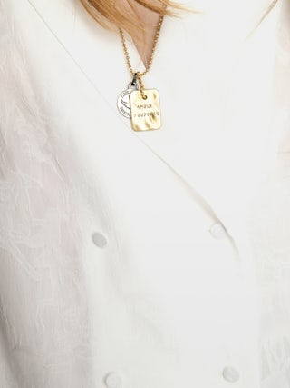 Chemise Tussi 100% Soie - Blouse en soie jacquard horses, manches longues et fermeture croisée boutonnée.