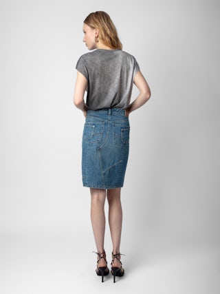 Jupe Jinko Denim - Jupe mi-longue en denim délavé à fermeture asymétrique, fente, poches et empiècements.