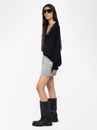 Jaime Skirt - Short straight tailored skirt with sequins, patch pockets at the front and zip fastening at the back.