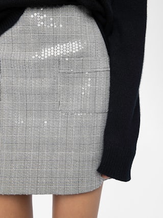 Jaime Skirt - Short straight tailored skirt with sequins, patch pockets at the front and zip fastening at the back.