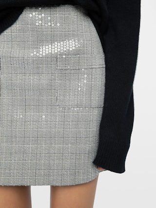Jaime Skirt - Short straight tailored skirt with sequins, patch pockets at the front and zip fastening at the back.