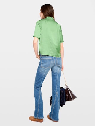 Top Topher Satin - Top en satin, manches courtes et fermeture boutonnée.