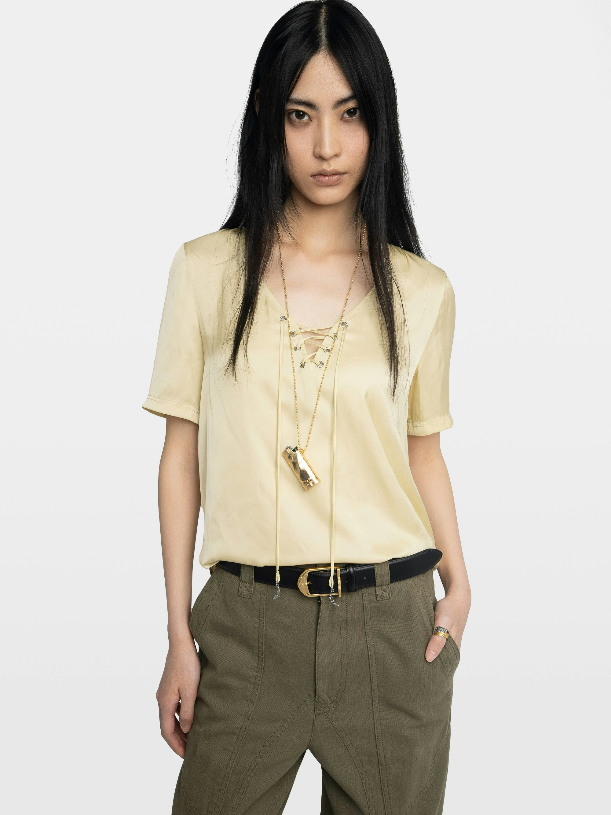 Terzo Satin Top - Top in Japanese satin, laced neckline with metallic wings and short sleeves.