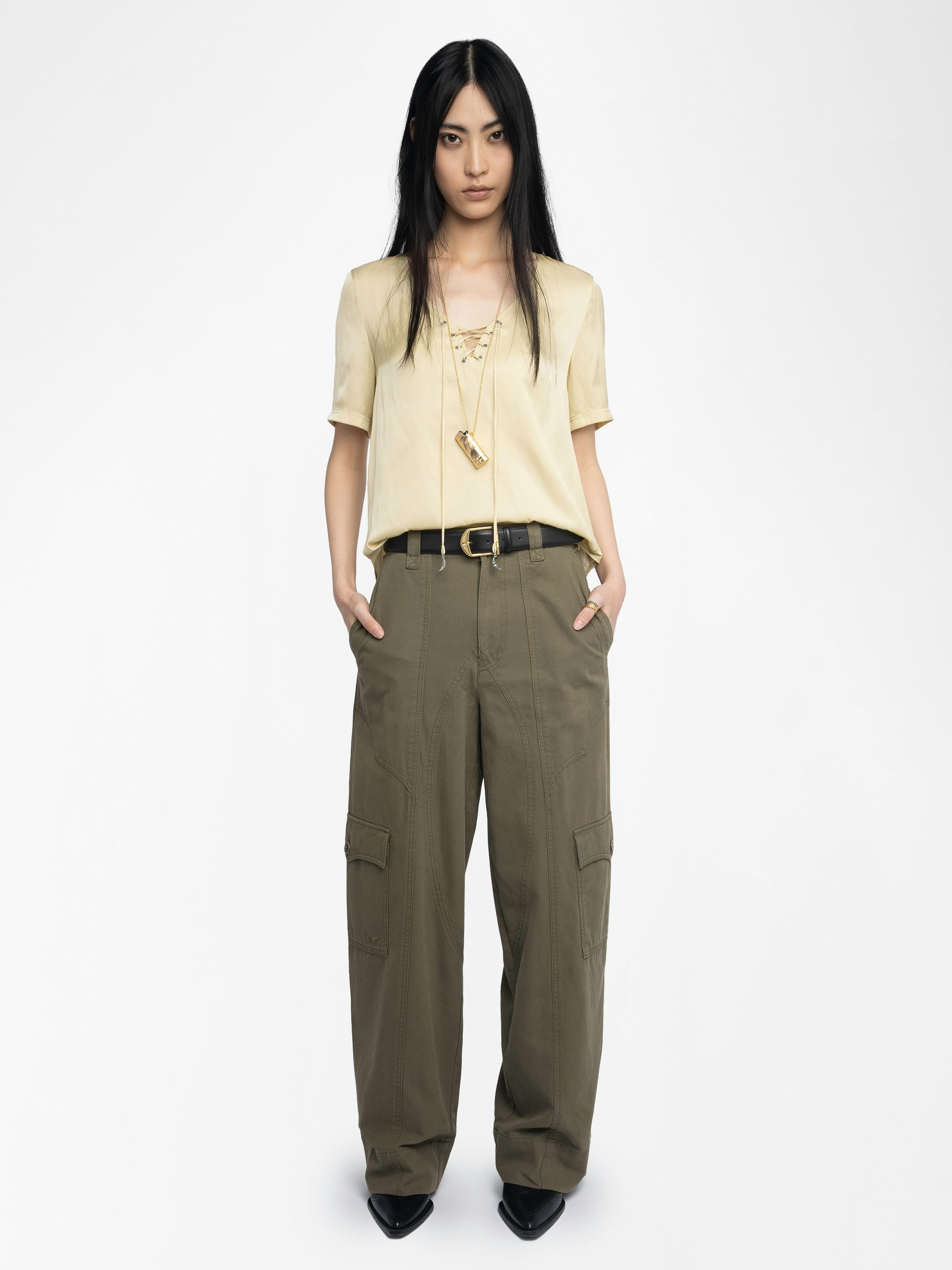 Terzo Satin Top - Top in Japanese satin, laced neckline with metallic wings and short sleeves.