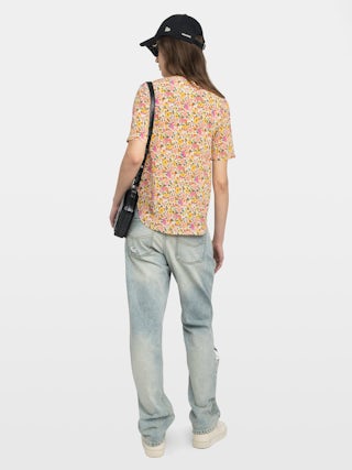 Terzo Top - Printed viscose top with laced neckline, metal wings and short sleeves.