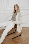 Elton Cardigan - Women’s beige cardigan, recycled cashmere.