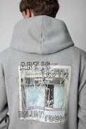 Sudadera Sanchi Photoprint - Sudadera de hombre de algodón gris claro adornada con un estampado fotográfico en la espalda
