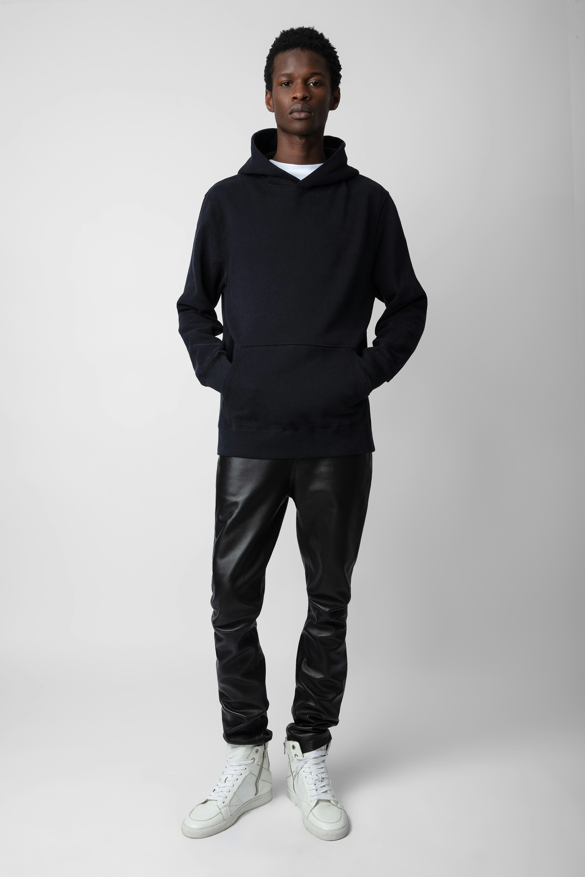 Sweatshirt Sanchi Photoprint - Sweatshirt à capuche noir orné d'un photoprint Car au dos.