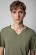 Monastir T-shirt - Men’s khaki cotton short-sleeved T-shirt with Henley collar
