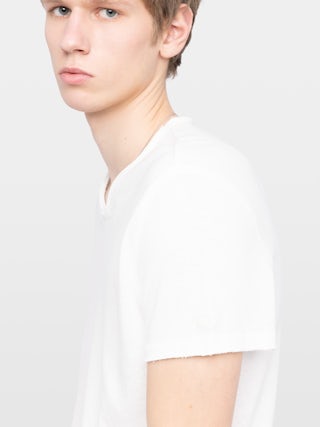 Tunisien Monastir - Tunisien manches courtes avec imprimé aile sur la manche.