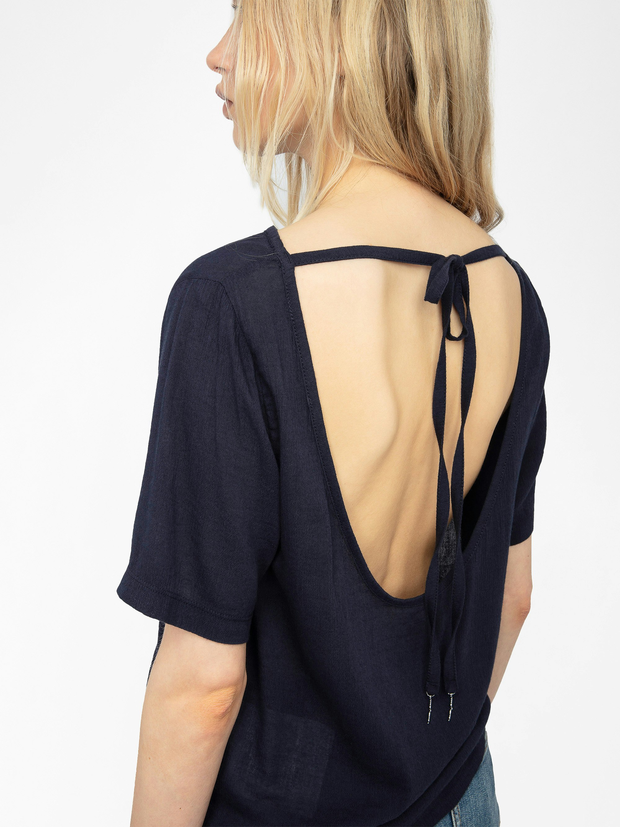 Ella Open Back T Shirt - Short-sleeved T-shirt with open back and drawstring with wing charms.