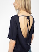 Ella T-shirt - Short-sleeved t-shirt with open back and drawstring with wing charms.