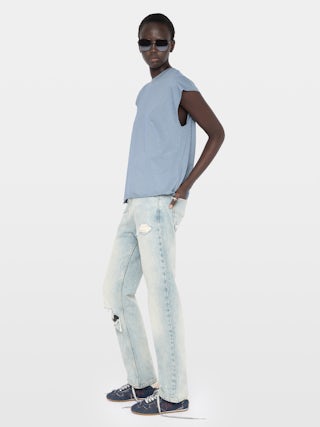 Cloe Tank Top - Sleeveless crew-neck T-shirt with rhinestones.