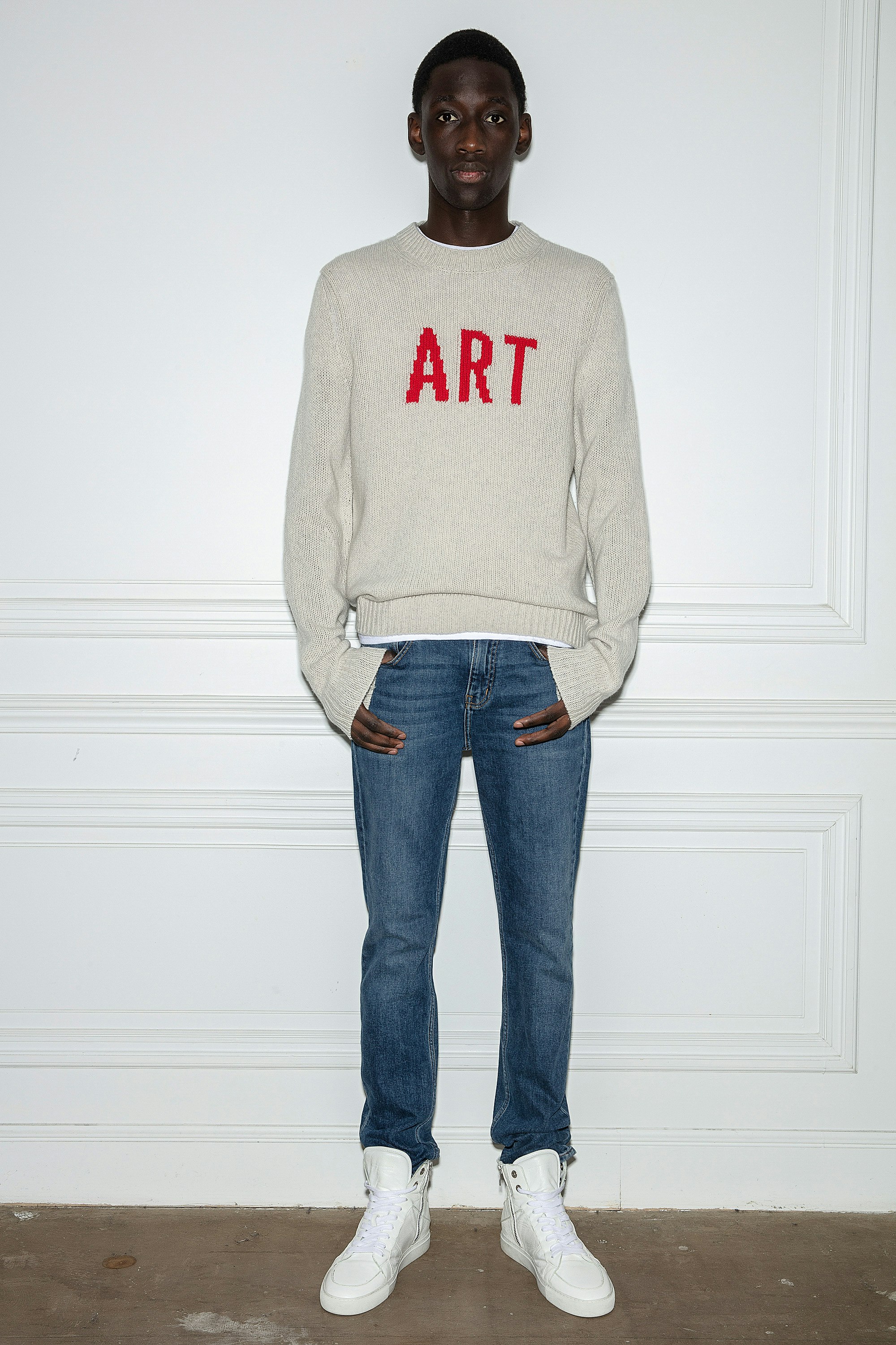 Kennedy Sweater Men’s sweater in grey merino knit with “Art” slogan