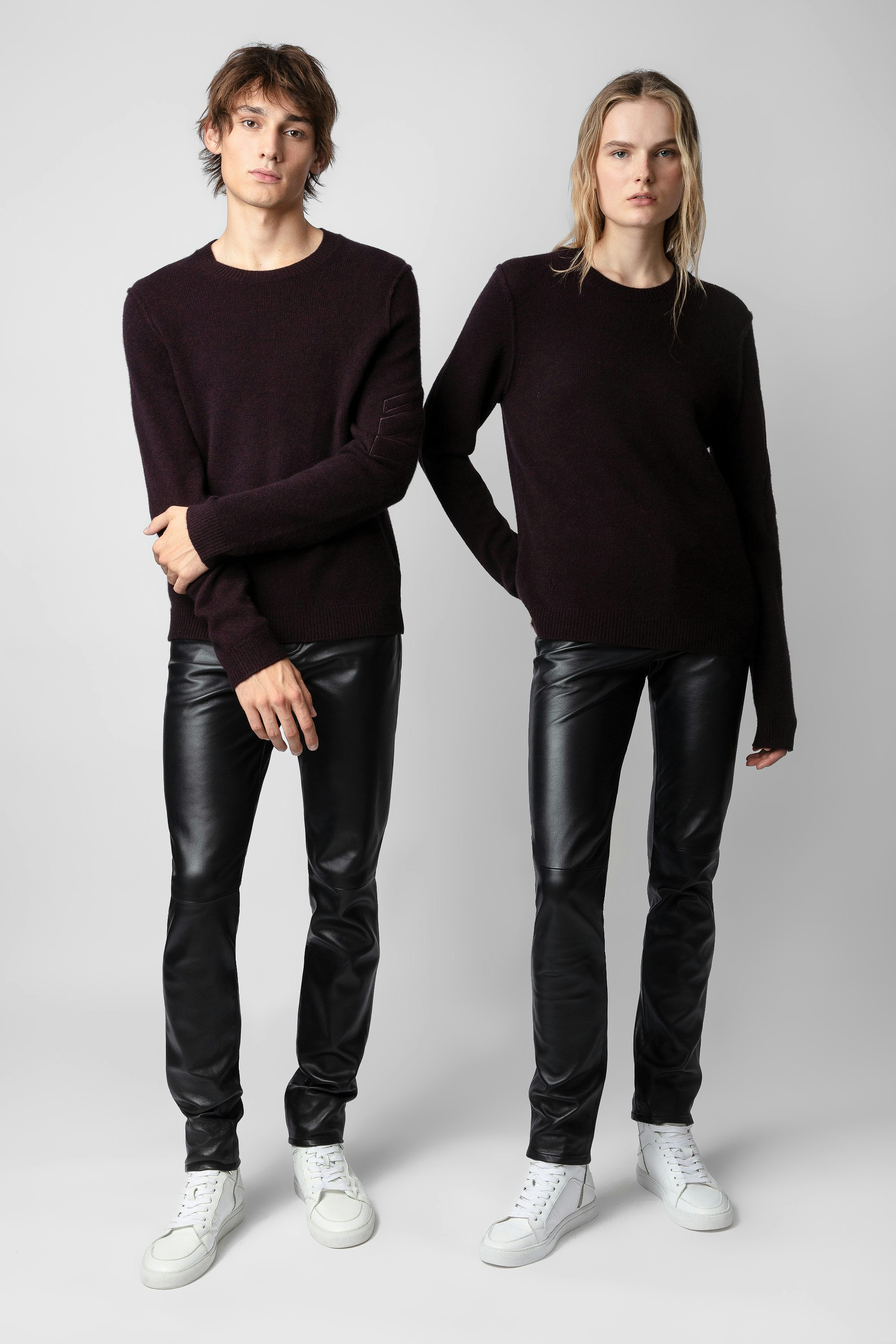 Kennedy Cashmere Jumper - Unisex’s burgundy cashmere jumper with arrows on the sleeve.