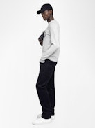 Kennedy Jumper - Jumper with round neck and heart embroidery on the front.