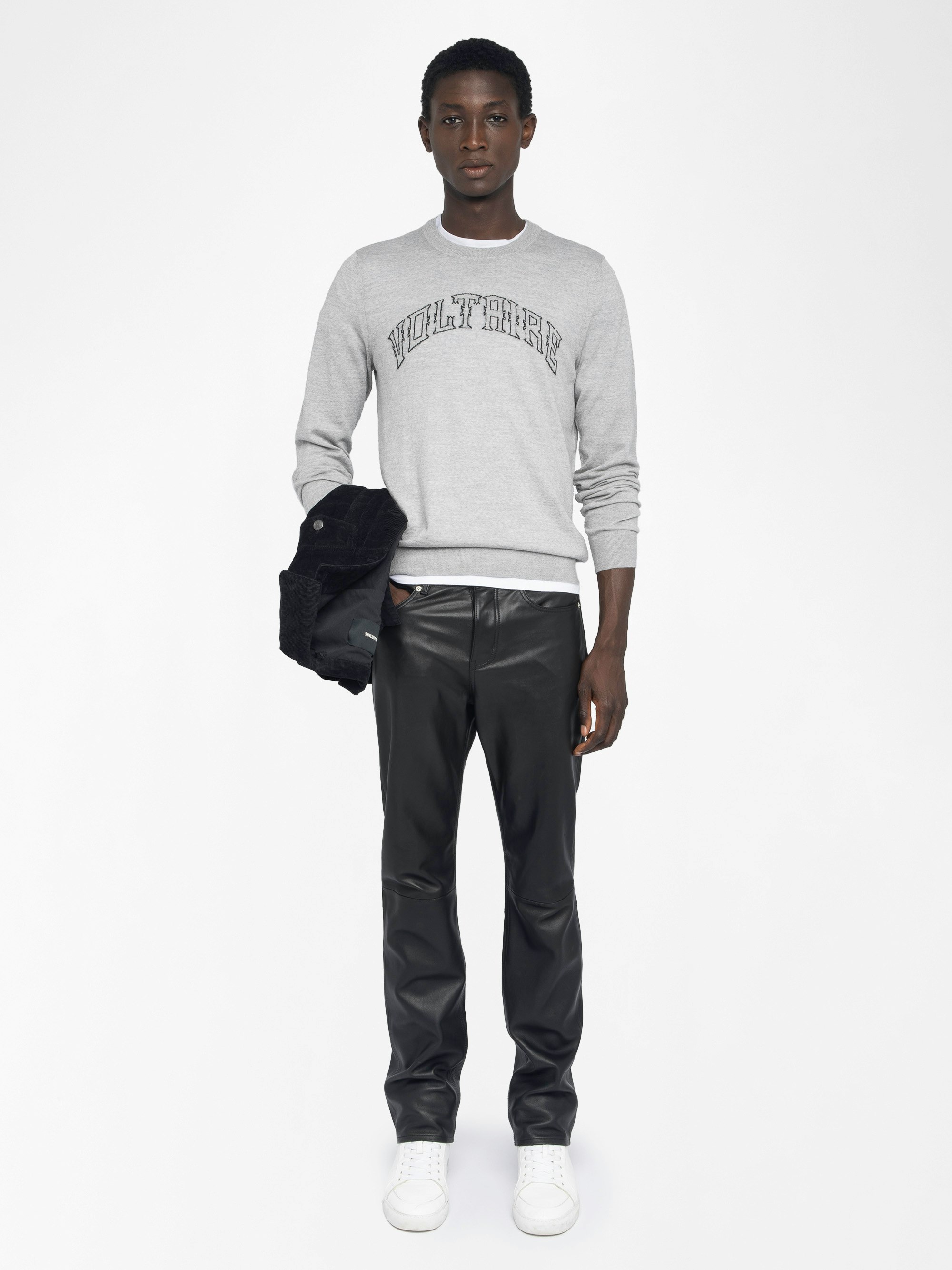 Kennedy Jumper 100% Merino Wool - Jumper with round neck and Voltaire writing on the front.