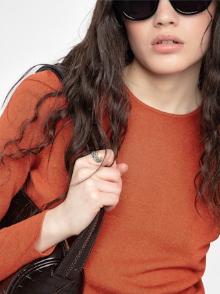 Sarra Kleid - Langes Kleid mit offenem Rücken und Flügelverschluss.