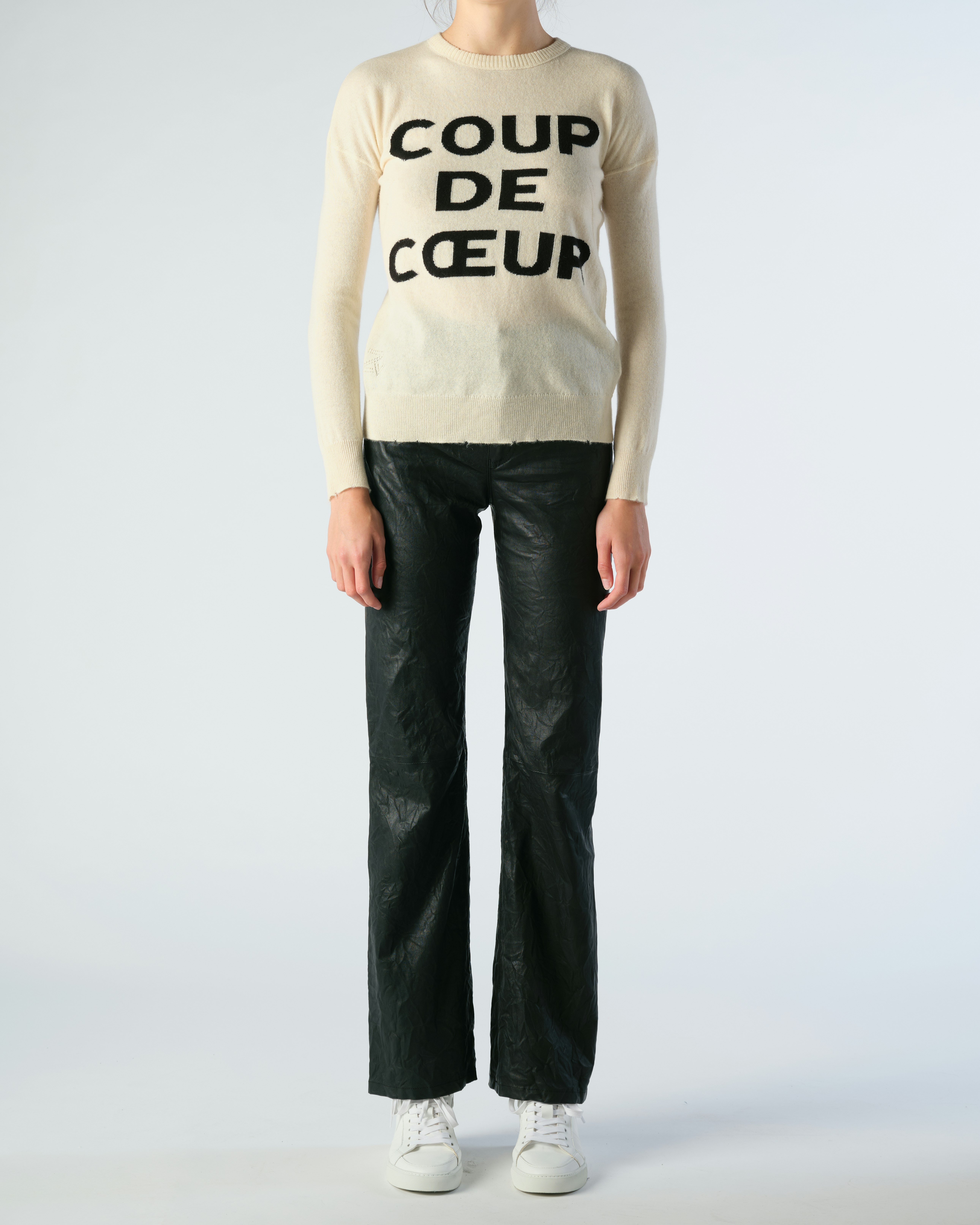 Gaby Coup De Cœur Sweater - Women's cream white wool and cashmere sweater with "COUP DE CŒUR" intarsia on front.