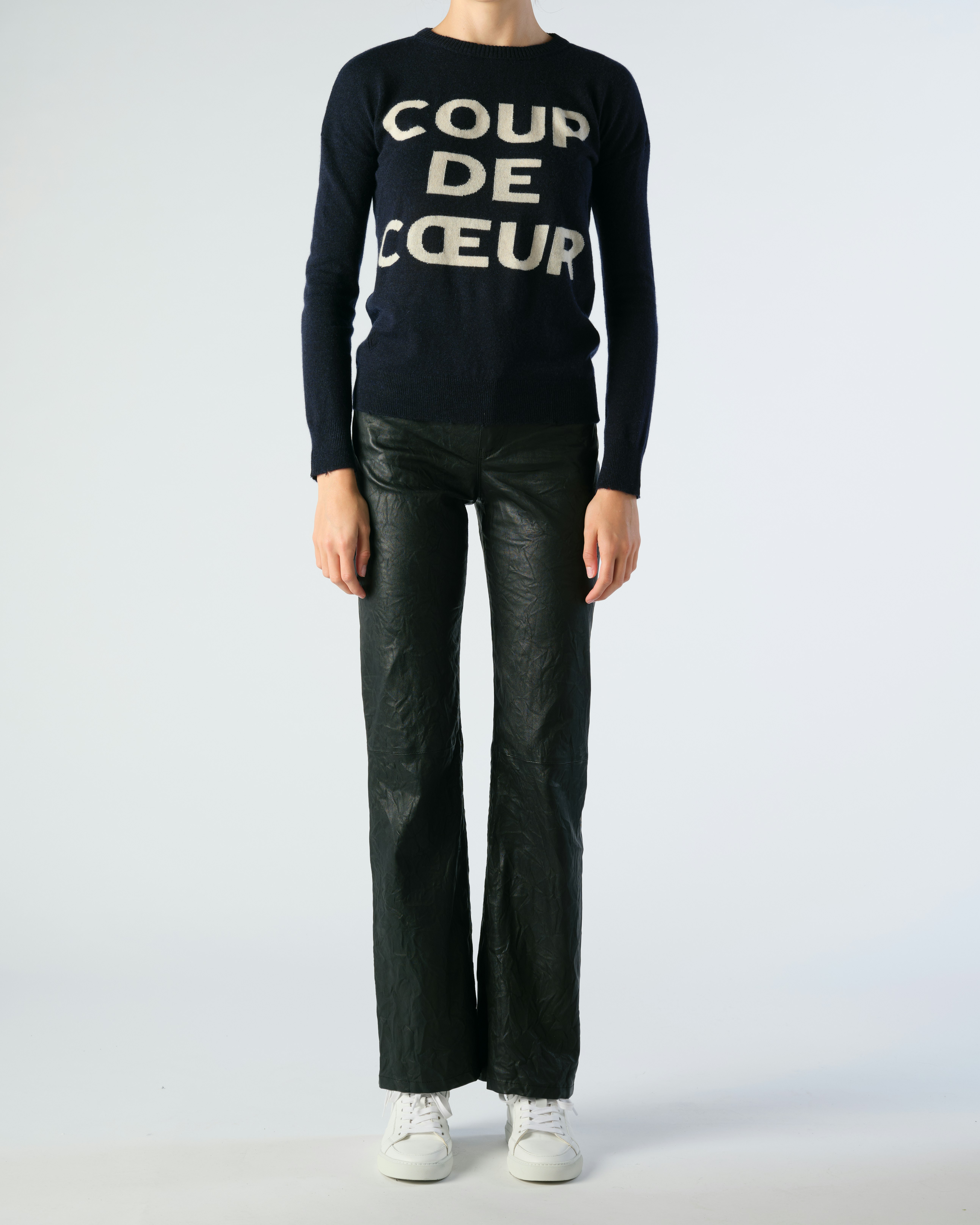 Gaby Coup De Cœur Sweater - Women's navy wool and cashmere sweater with "COUP DE CŒUR" intarsia on front.