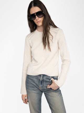 Nalty Sweater - Round neck sweater with long sleeves and studs on the shoulders.
