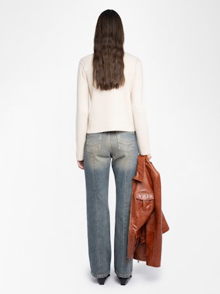 Nalty Sweater - Round neck sweater with long sleeves and studs on the shoulders.