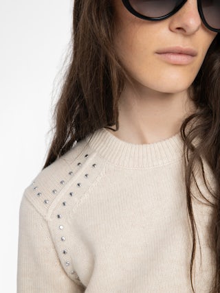 Nalty Sweater - Round neck sweater with long sleeves and studs on the shoulders.
