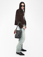Z Bucket Monogram Tasche - Bucket-Tasche aus Monogram-Canvas mit verstellbarem Riemen und Flügel-Signatur.