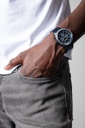 Blaue Uhr Master - Herrenuhr aus blauem Stahl mit Stoppuhrfunktion