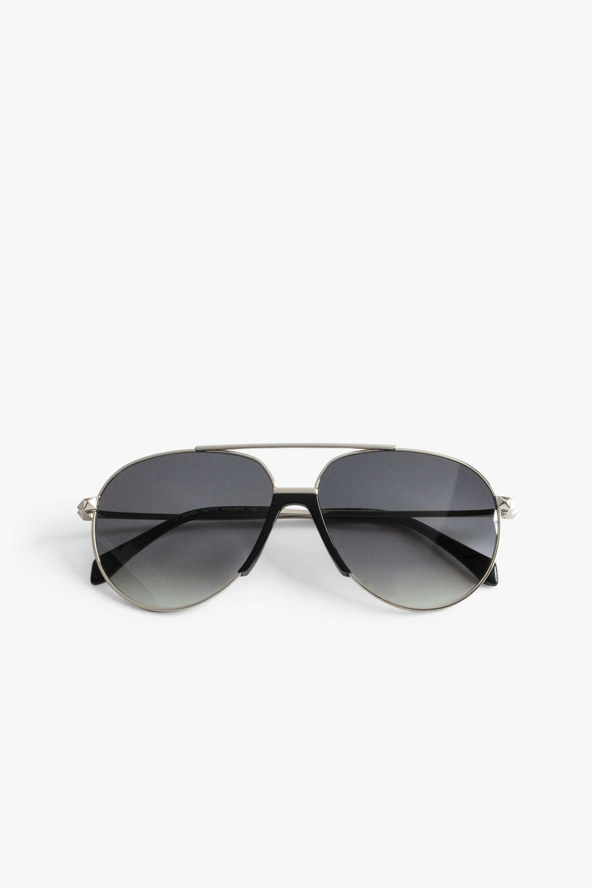 Sonnenbrille Studs Pyramide - Schwarze Sonnenbrille mit Rauchgläsern und pryamidenförmigen Nieten