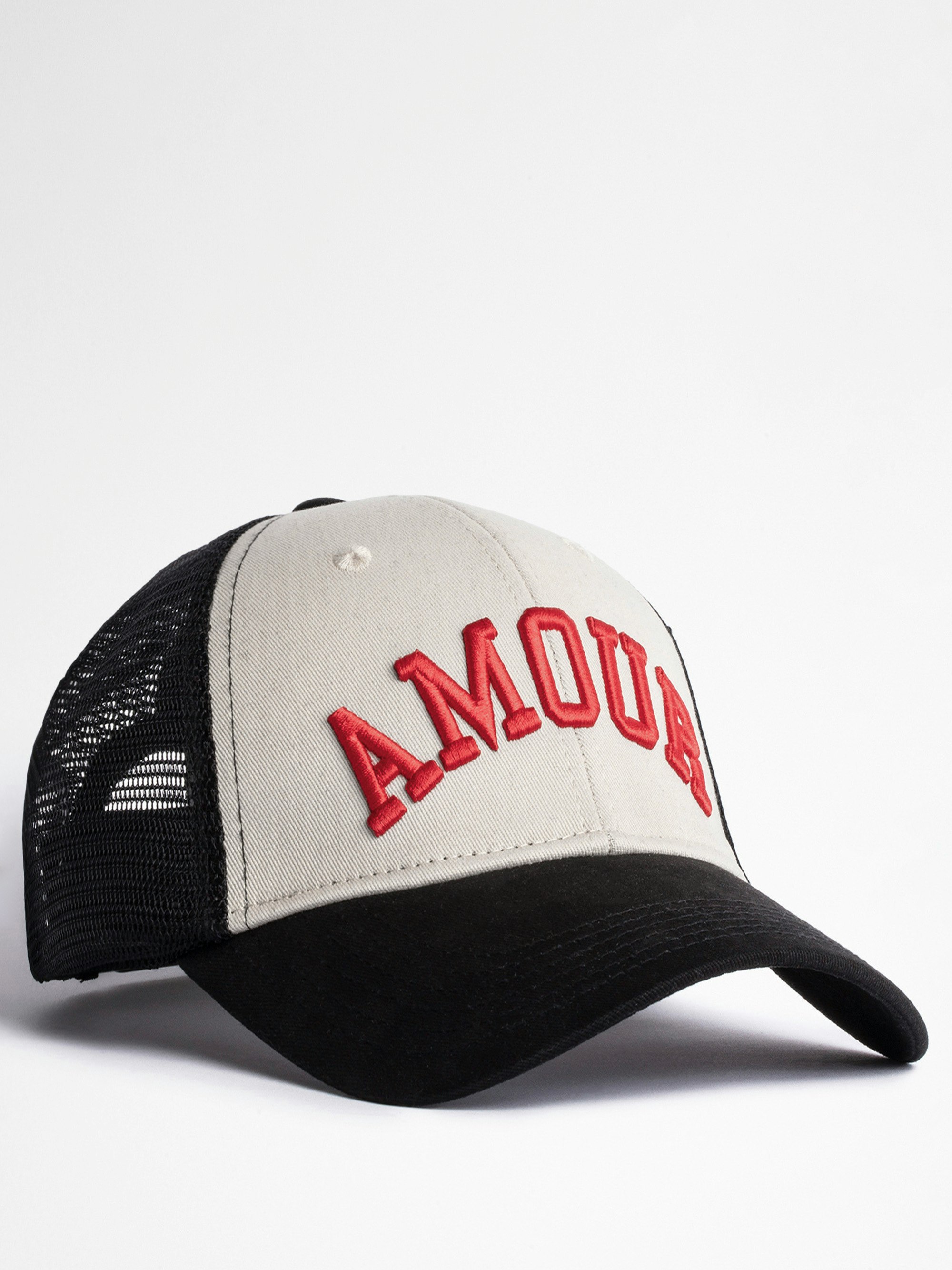 Gorra Klelia Amour - Gorra negra de mujer con bordado AMOUR rojo.