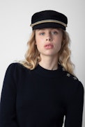 Wool Cap - Women's black wool cap with double chain.