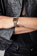 Reloj Mono Timeline Glitter ZV  - Reloj para mujer con esfera rectangular dorada y correa con monograma ZV