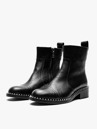 Empress Clous Boots - Mid-high leather ankle boots.