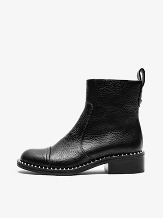 Empress Clous Boots - Mid-high leather ankle boots.