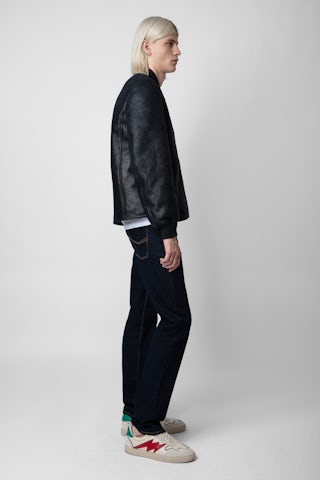 Blouson Leo Shearling - Blouson en shearling bleu marine orné de flèches surpiquées sur la manche unisexe.