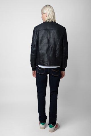 Blouson Leo Shearling - Blouson en shearling bleu marine orné de flèches surpiquées sur la manche unisexe.