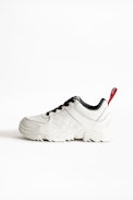 KIDS’ BLAZE SNEAKERS - Girls’ white sneakers.