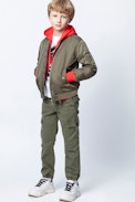 KIDS’ BENET JACKET - Boys’ green jacket.