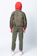 KIDS’ BENET JACKET - Boys’ green jacket.
