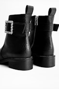 Stiefeletten Empress Buckle - Schwarze mittelhohe Damenstiefeletten mit Strassverzierung