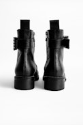Stiefeletten Empress Buckle - Schwarze mittelhohe Damenstiefeletten mit Strassverzierung