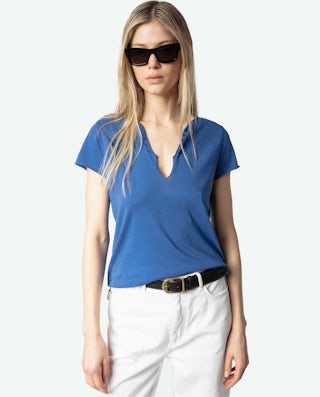 Belt Rise 35 mm - 35mm wide smooth leather belt with signature wings on the buckle.