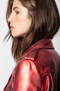 Blouson Lenni Cuir Metal - Veste en cuir rouge métallisée.