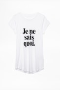 Je Ne Sais Quoi Skinny T-shirt - Women's slogan T-shirt.